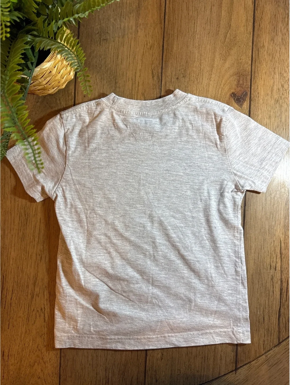 Levi’s Gray Logo Graphic T-Shirt Size 5/6